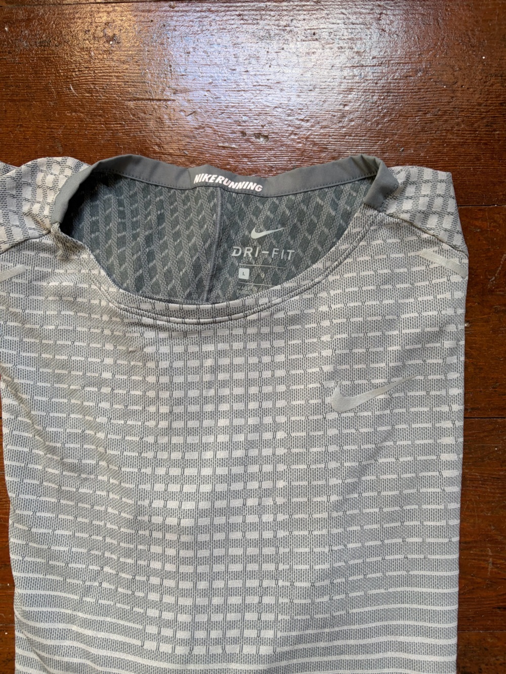 Nike Dri-FIT Running long Sleeve dri-fit Tee - Gray